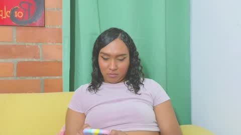 LUISA online show from December 4, 1:19 am