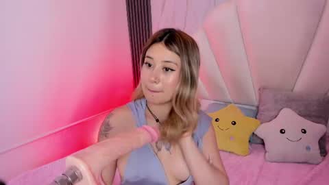amber_palmer online show from June 11, 12:32 am