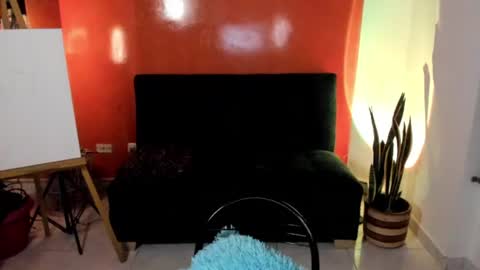 Vivi  online show from June 16, 4:27 am