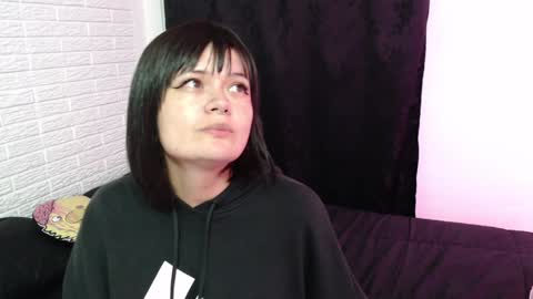 Snapshot of amber_rouss chatting on December 28, 7:33 am ROUSS online show from December 28, 7:33 am
