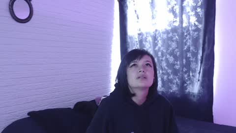 Snapshot of amber_rouss chatting on December 4, 9:07 pm ROUSS online show from December 4, 9:07 pm
