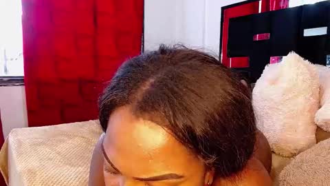 Amberblazzee online show from November 5, 9:17 pm