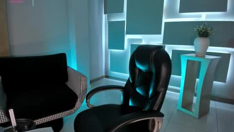 Amber  online show from October 27, 8:09 pm