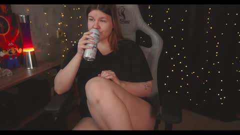 Snapshot of amberlyyy chatting on February 20, 5:23 am my name is Sonya but you can call me your favorite girl 3 online show from February 20, 5:23 am