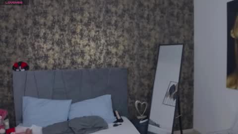 AmberMinxy online show from November 26, 6:32 am