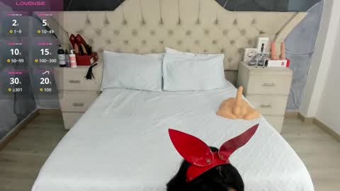 Amber Grey online show from September 26, 7:00 pm