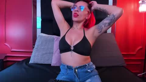 Amber online show from November 17, 5:15 pm