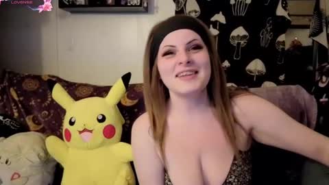 amburlicious online show from November 11, 4:25 am