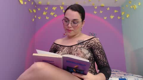 amelia online show from March 11, 3:45 pm