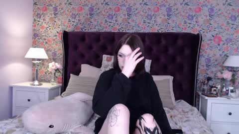 Amelia online show from December 10, 8:16 pm