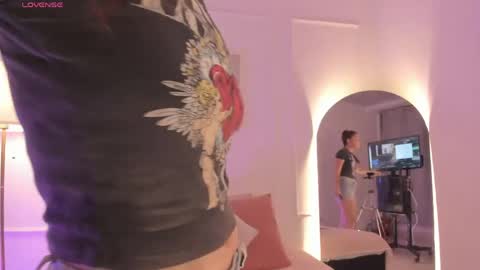  Amelia  online show from May 26, 7:42 pm
