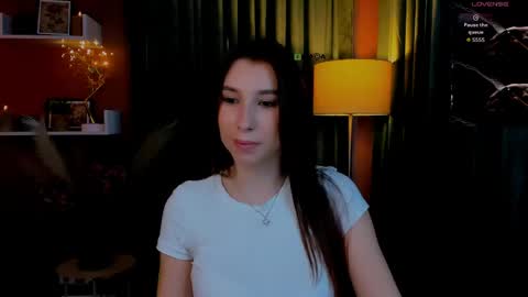 ameliaa_sweet online show from April 28, 11:14 am