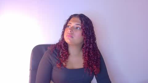 amelialaurent_ online show from July 25, 7:45 pm