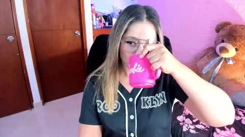 I am Ame  Nice to meet you   online show from October 20, 4:17 am