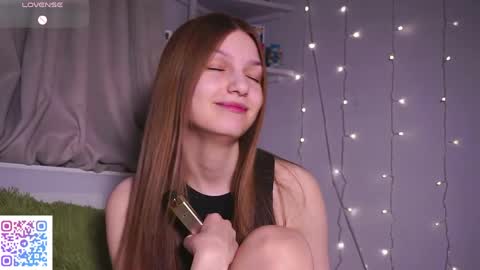 Amelia online show from April 10, 6:30 am