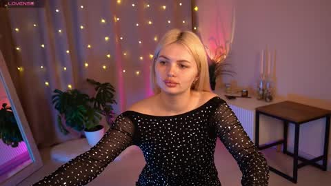  Amelia  online show from March 2, 5:01 am