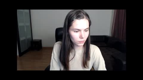 Amelie online show from October 10, 4:02 pm