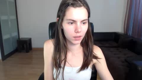 Amelie online show from October 5, 3:19 pm