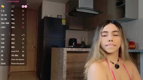 Victoria online show from October 28, 8:54 pm