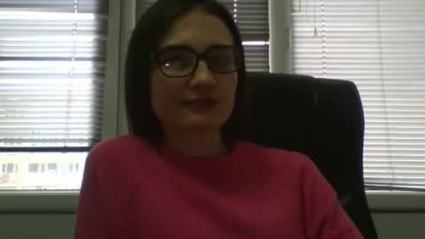 Julia  online show from February 18, 11:11 am