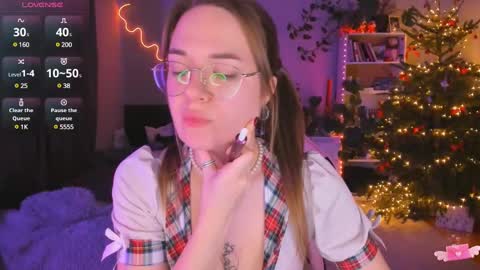 Hi-hi I am Kate welcome to my sexy room online show from January 14, 8:15 pm