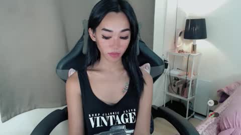 JOANNA online show from November 18, 7:33 am