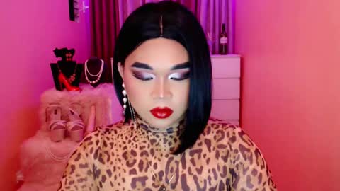 Queen Mireska online show from February 1, 11:42 am