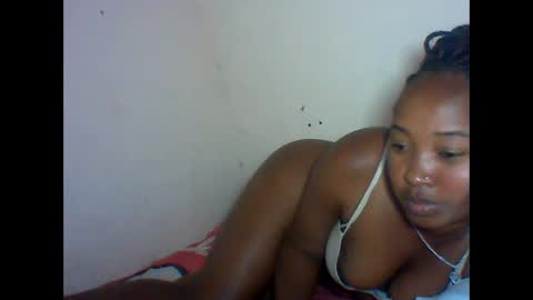 amielle_01 online show from April 14, 8:23 pm