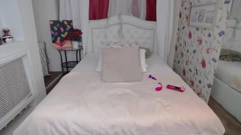 Ami online show from February 19, 6:22 am