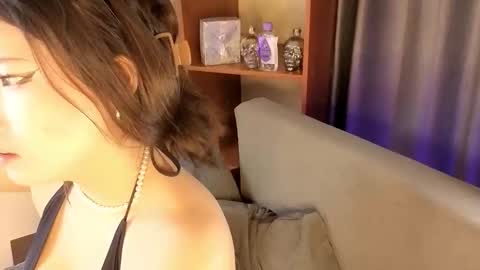 aminasaffron online show from September 26, 3:42 pm