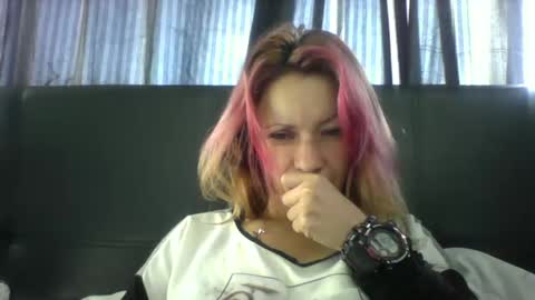 Snapshot of ammber3 chatting on February 6, 1:10 pm Paula D online show from February 6, 1:10 pm