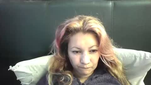 Snapshot of ammber3 chatting on January 7, 11:37 am Paula D online show from January 7, 11:37 am