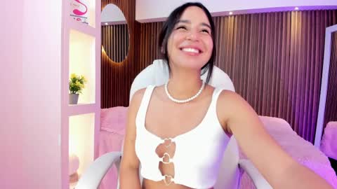 Ammy Rodriguez online show from February 26, 8:06 am