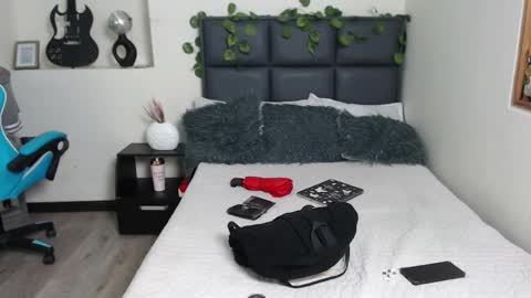 Amnesia online show from September 25, 2:02 pm