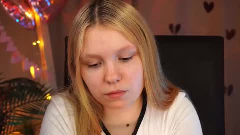 Tessa  online show from February 14, 3:47 pm