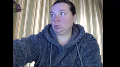 amorelara online show from October 10, 9:48 am