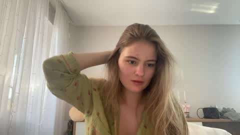 Emma online show from April 14, 5:22 am