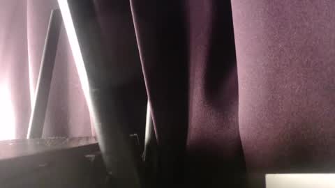 miss unforgettable online show from January 31, 8:11 am