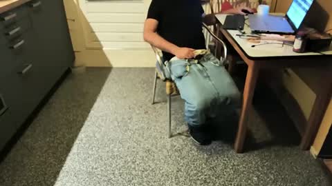 Snapshot of amstsagger chatting on October 8, 8:37 pm amstsagger online show from October 8, 8:37 pm