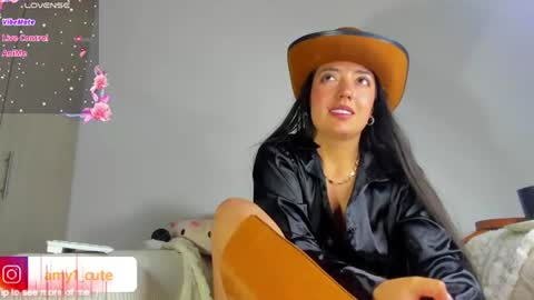 Amy online show from July 25, 2:53 am