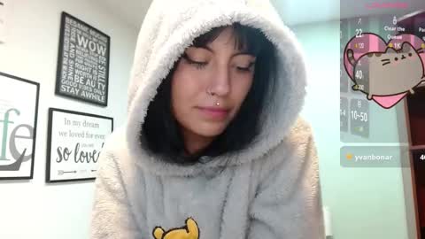 Amy 3 online show from March 4, 8:13 am