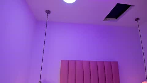 Aleja   online show from October 14, 3:31 am