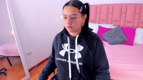 Aleja   online show from December 20, 8:54 am