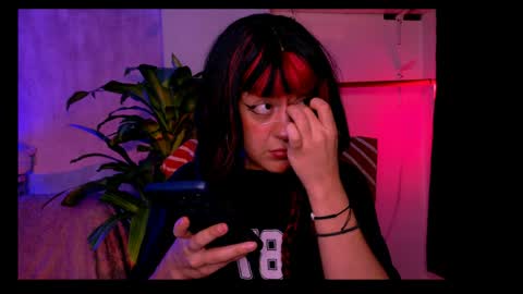 amy_flaker888 online show from April 12, 2:04 am