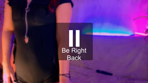 amy_flaker888 online show from April 18, 2:02 am