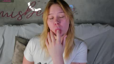 Amy online show from September 20, 11:52 pm