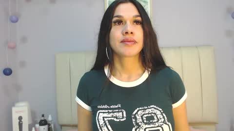 Amy online show from November 25, 1:43 pm