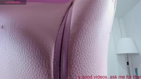 Brenda online show from December 9, 5:07 am