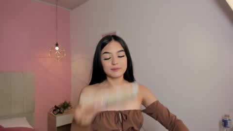 amy_saenz_ online show from November 6, 5:54 am