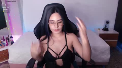 Mia Cristancho online show from October 1, 7:46 pm